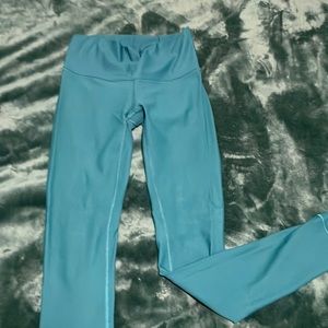 Lulu lemon leggings- aqua color-only worn twice!